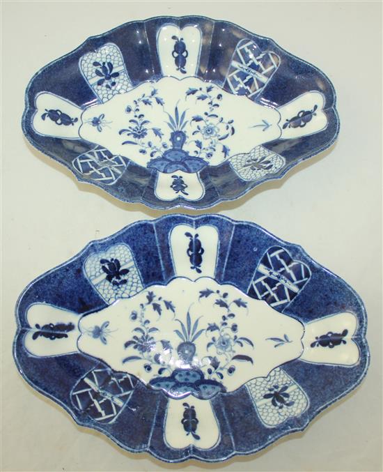 A pair of Caughley powder blue lozenge shaped dishes, c.1780, 28cm